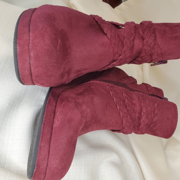 Unlisted Women's Wedges, Burgundy , 8.5 - Picture 13 of 13